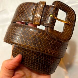 SNAKE skin dark BROWN LEATHER Belt 26-30”TAIWAN MADE SNAKE skin buckle 80s 90s S